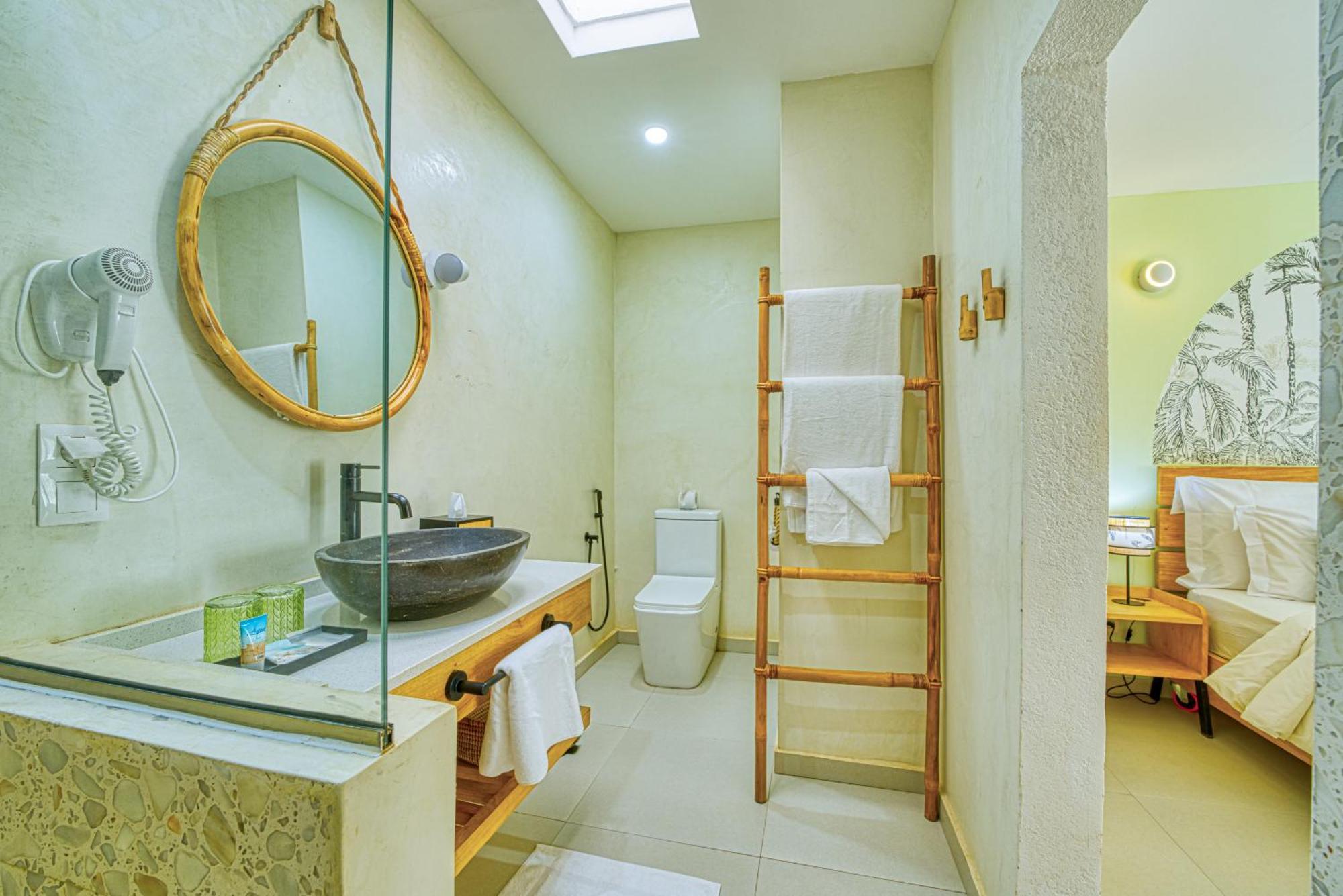 Hotel Africa Queen Сомоне Екстериор снимка
